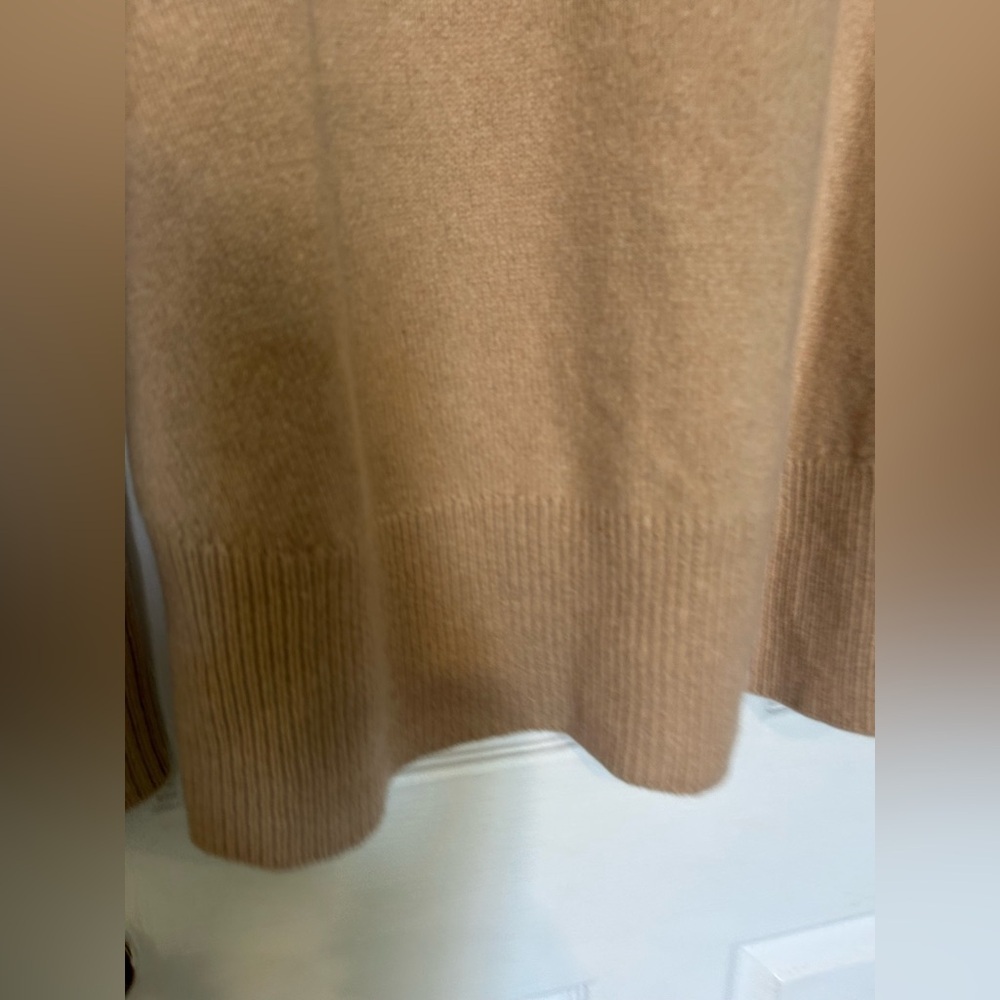 FRAME swingy turtleneck Cashmere Sweater Sz large - Picture 16 of 17